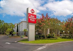 2-Star Hotel ∙ Best Western Plus Tallahassee North Hotel