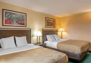 2-Star Hotel ∙ Bend Quality Inn