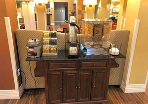 2-Star Hotel ∙ Best Western Plus Hudson Hotel & Suites