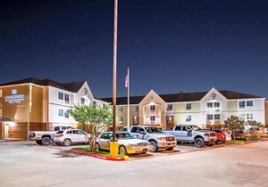 2-Star Hotel ∙ Candlewood Suites Beaumont, an IHG Hotel