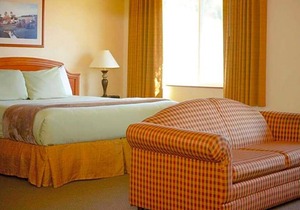 2-Star Hotel ∙ Clatskanie River Inn