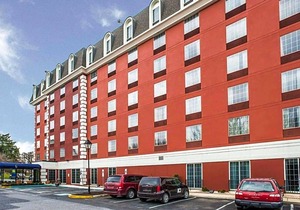2-Star Hotel ∙ Comfort Inn at the Park Hershey