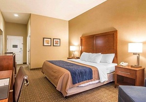 2-Star Hotel ∙ Comfort Inn & Suites Dover-Portsmouth