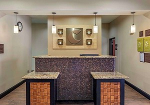 2-Star Hotel ∙ Comfort Inn & Suites Paris