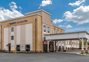 2-Star Hotel ∙ Comfort Inn & Suites Schenectady - Scotia