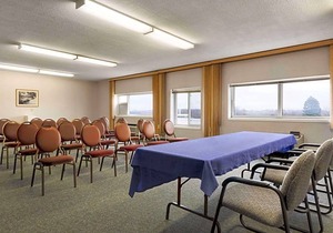 2-Star Hotel ∙ Days Inn by Wyndham Brockville