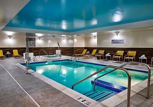 2-Star Hotel ∙ Fairfield Inn & Suites by Marriott Alexandria, Virginia