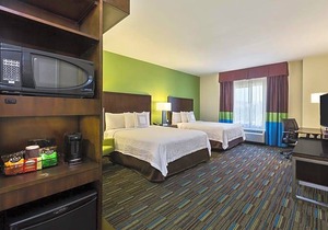 2-Star Hotel ∙ Fairfield Inn & Suites Riverside Corona/Norco