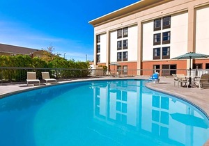 2-Star Hotel ∙ Hampton Inn Philadelphia/Mt. Laurel
