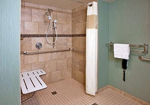 2-Star Hotel ∙ Hampton Inn and Suites St. Cloud