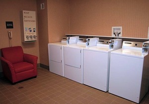 2-Star Hotel ∙ Hampton Inn Stroudsburg Poconos