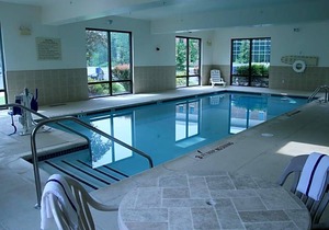 2-Star Hotel ∙ Hampton Inn Stroudsburg Poconos