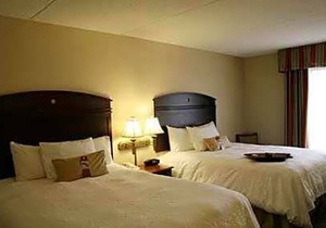 2-Star Hotel ∙ Hampton Inn Cambridge