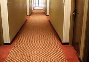 2-Star Hotel ∙ Hampton Inn By Hilton Cherokee