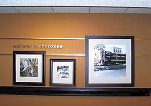 2-Star Hotel ∙ Hampton Inn By Hilton Cherokee