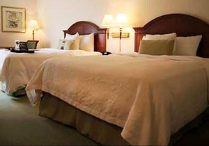 2-Star Hotel ∙ Hampton Inn Milpitas