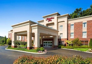 2-Star Hotel ∙ Hampton Inn Athens