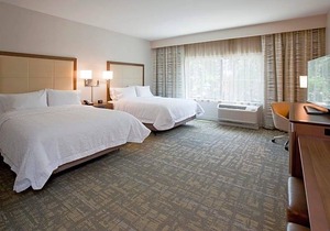 2-Star Hotel ∙ Hampton Inn Spicer Green Lake, MN