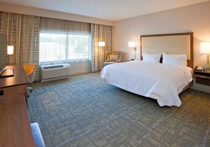 2-Star Hotel ∙ Hampton Inn Spicer Green Lake, MN