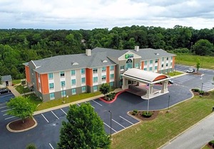 2-Star Hotel ∙ Holiday Inn Express & Suites - Enterprise, an IHG Hotel
