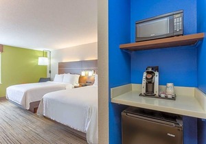 2-Star Hotel ∙ Holiday Inn Express Scottsburg, an IHG Hotel