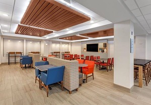 2-Star Hotel ∙ Holiday Inn Express Hotel & Suites Providence-Woonsocket, an IHG Hotel