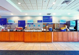 2-Star Hotel ∙ Holiday Inn Express & Suites Bradenton East-Lakewood Ranch, an IHG Hotel