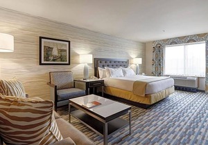 2-Star Hotel ∙ Holiday Inn Express Hotel & Suites Warwick-Providence Airport, an IHG Hotel