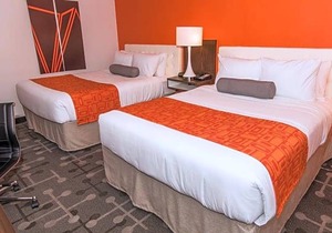 2-Star Hotel ∙ Howard Johnson by Wyndham Portsmouth