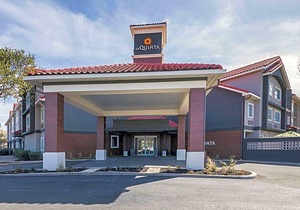 2-Star Hotel ∙ La Quinta by Wyndham Austin at The Domain