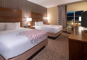 2-Star Hotel ∙ La Quinta by Wyndham Durango