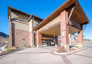 2-Star Hotel ∙ La Quinta by Wyndham Durango