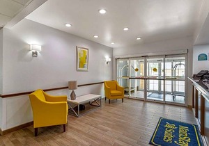 2-Star Hotel ∙ MainStay Suites Port Arthur - Beaumont South