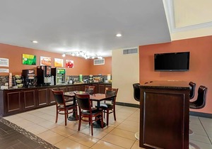 2-Star Hotel ∙ Quality Inn Phenix City Columbus