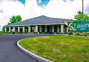 2-Star Hotel ∙ Quality Inn Plainfield - Indianapolis West