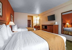 2-Star Hotel ∙ Quality Inn Winnemucca- Model T Casino