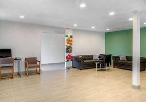2-Star Hotel ∙ Quality Inn