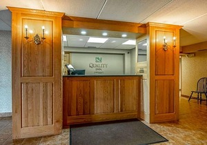 2-Star Hotel ∙ Quality Inn Tully I-81
