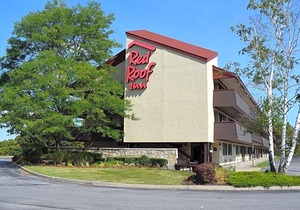 2-Star Hotel ∙ Red Roof Inn Syracuse