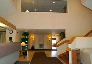 2-Star Hotel ∙ Rodeway Inn Willington North