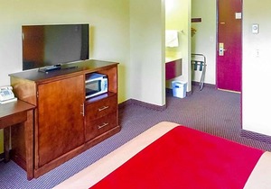 2-Star Hotel ∙ Rodeway Inn Willamette River