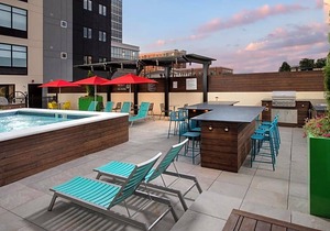 2-Star Hotel ∙ Tru By Hilton Nashville Downtown Convention Center