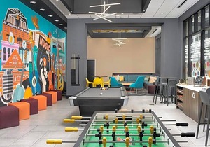 2-Star Hotel ∙ Tru By Hilton Nashville Downtown Convention Center