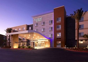 2-Star Hotel ∙ Fairfield Inn & Suites by Marriott Riverside Moreno Valley