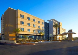 2-Star Hotel ∙ Fairfield Inn & Suites by Marriott Riverside Moreno Valley