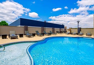 2-Star Hotel ∙ Holiday Inn Express & Suites Lubbock Central - Univ Area, an IHG Hotel
