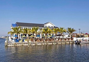 2-Star Hotel ∙ Fairfield Inn & Suites by Marriott Chincoteague Island Waterfront