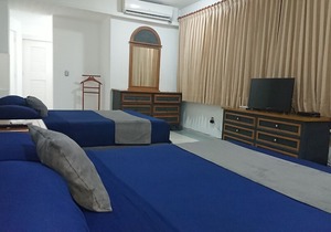 2 Steps to the Beach 2 bedroom apartment
