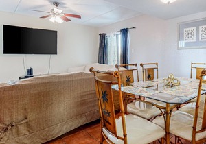 2-story condo with on-site pool & pool views - private balcony & washer/dryer