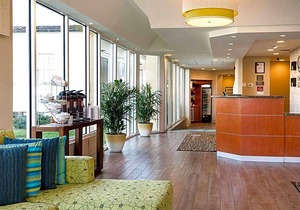 2-Star Hotel ∙ Comfort Suites Beachfront